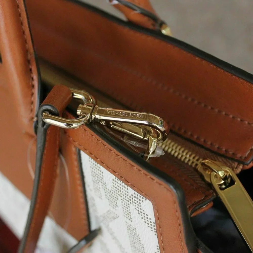 MICHAEL KORS SELMA ZIP LARGE VANILLA LOGO LUGGAGE LEATHER SATCHEL BAG NWT! - Picture 3 of 9